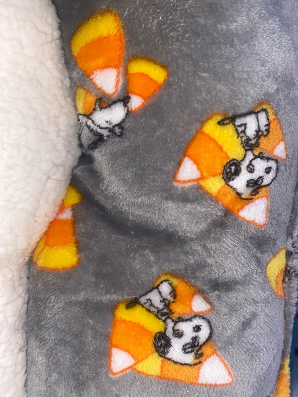 Peanuts Gray & Cream Plush Small Pet Bed with Candy Corn Motif